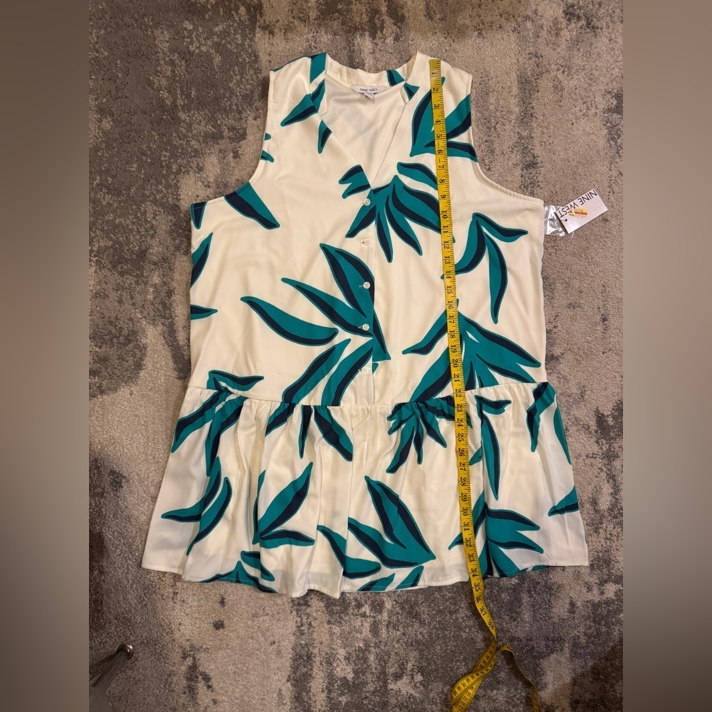 Nine West NWT Sleeveless Leaf Print Dress - Picture 6 of 6